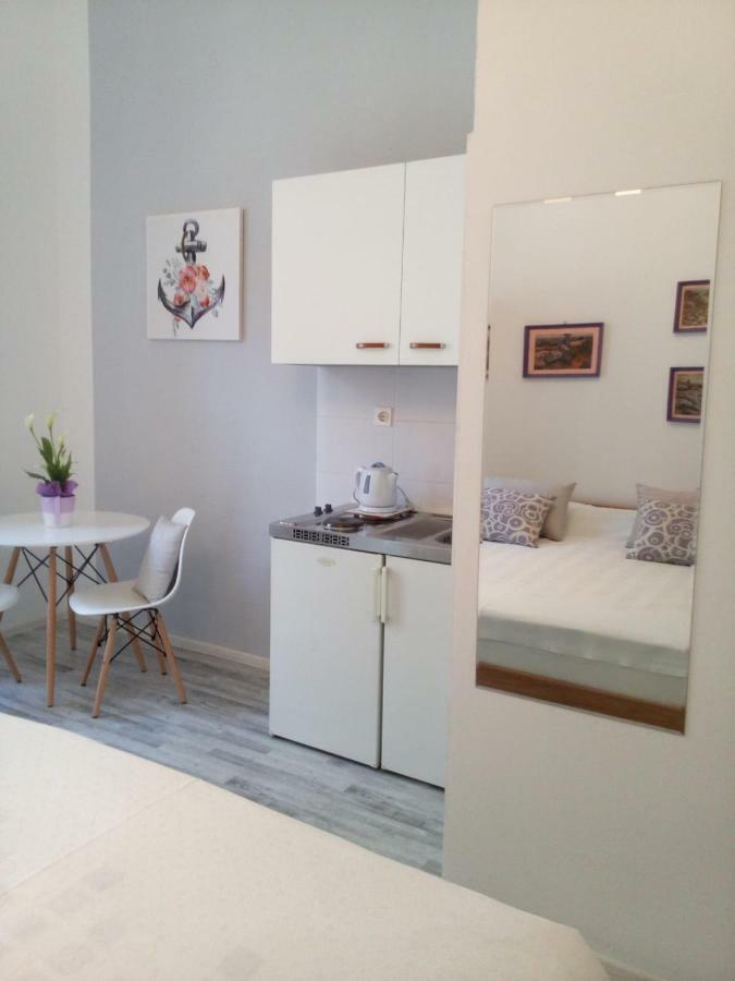 Studio In Pula Center Exterior photo